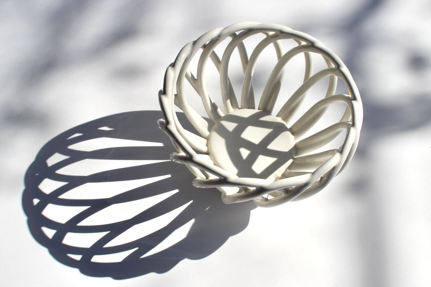 ceramic braided basket