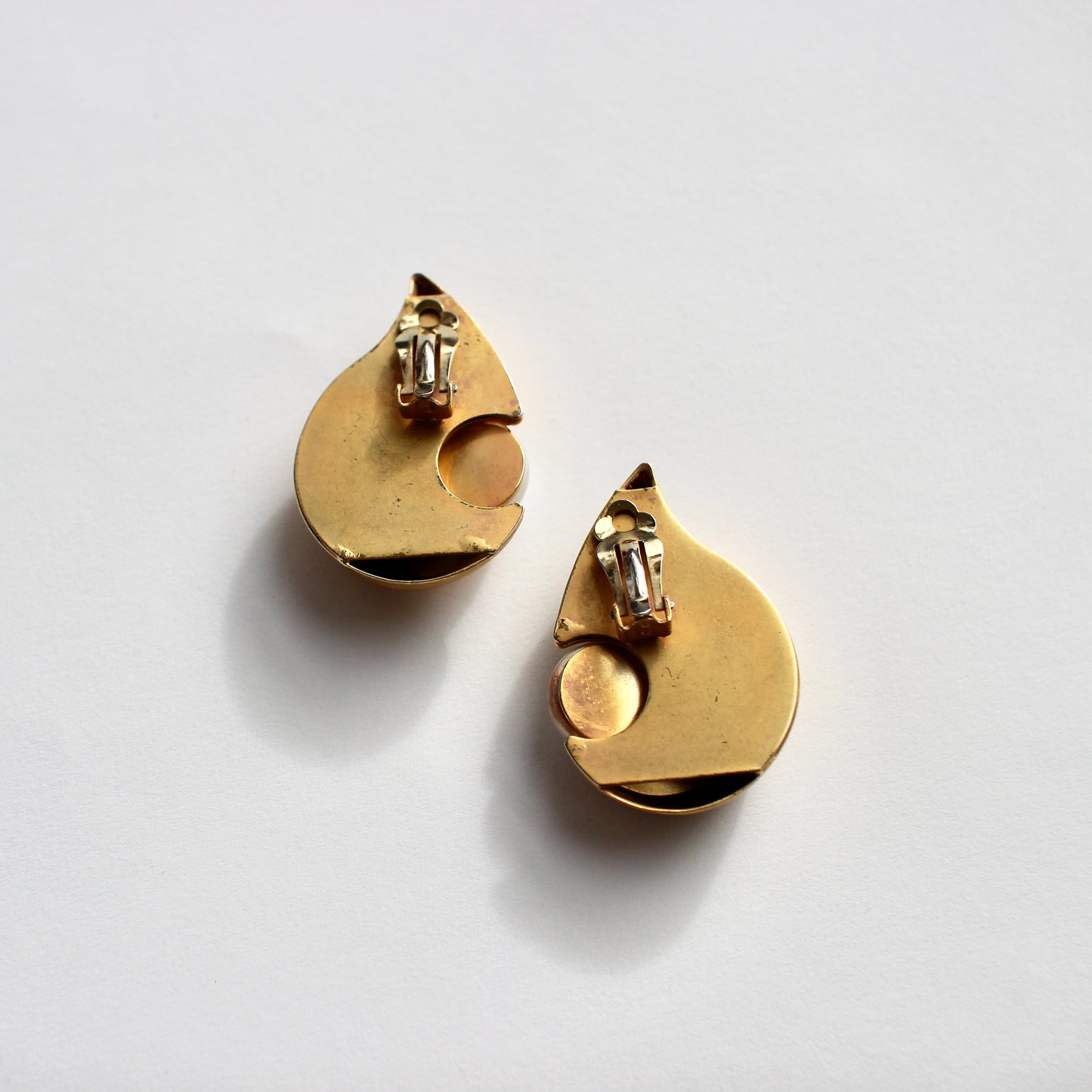 matte gold + faux pearl clip earrings