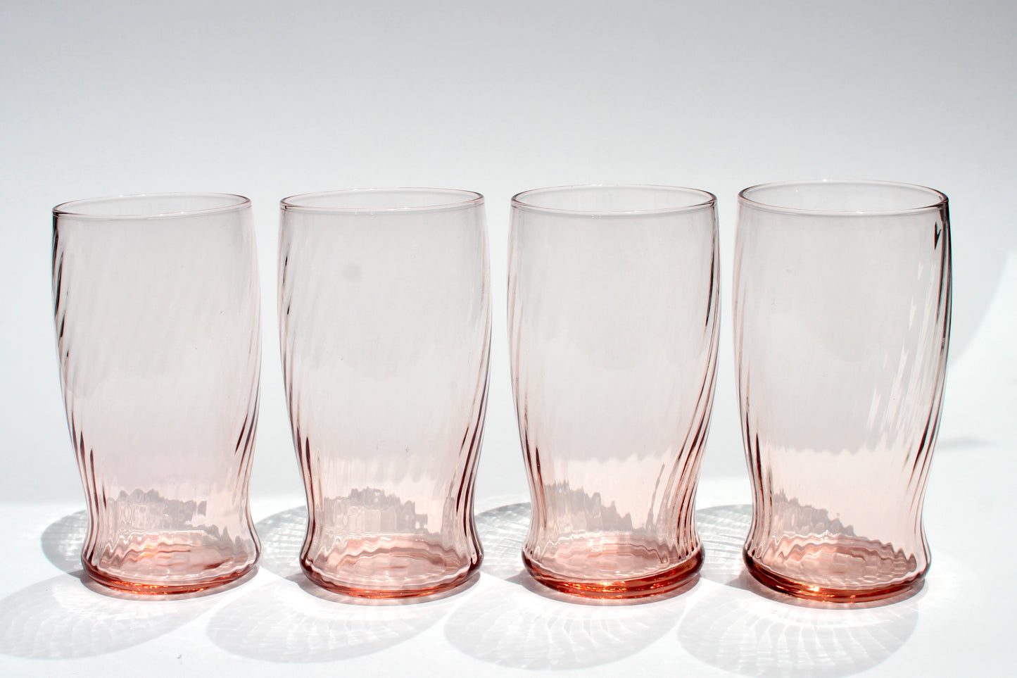 curvy pink swirl tumblers (4)