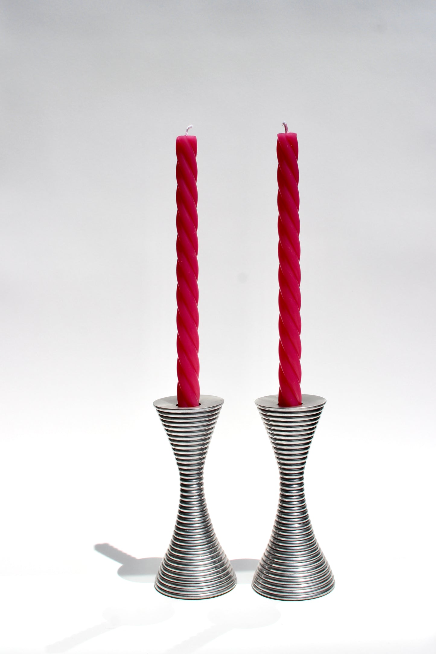 ribbed metal candlestick holder set