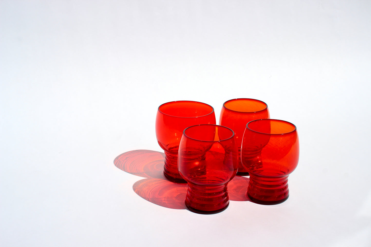 tomato red glass tumblers