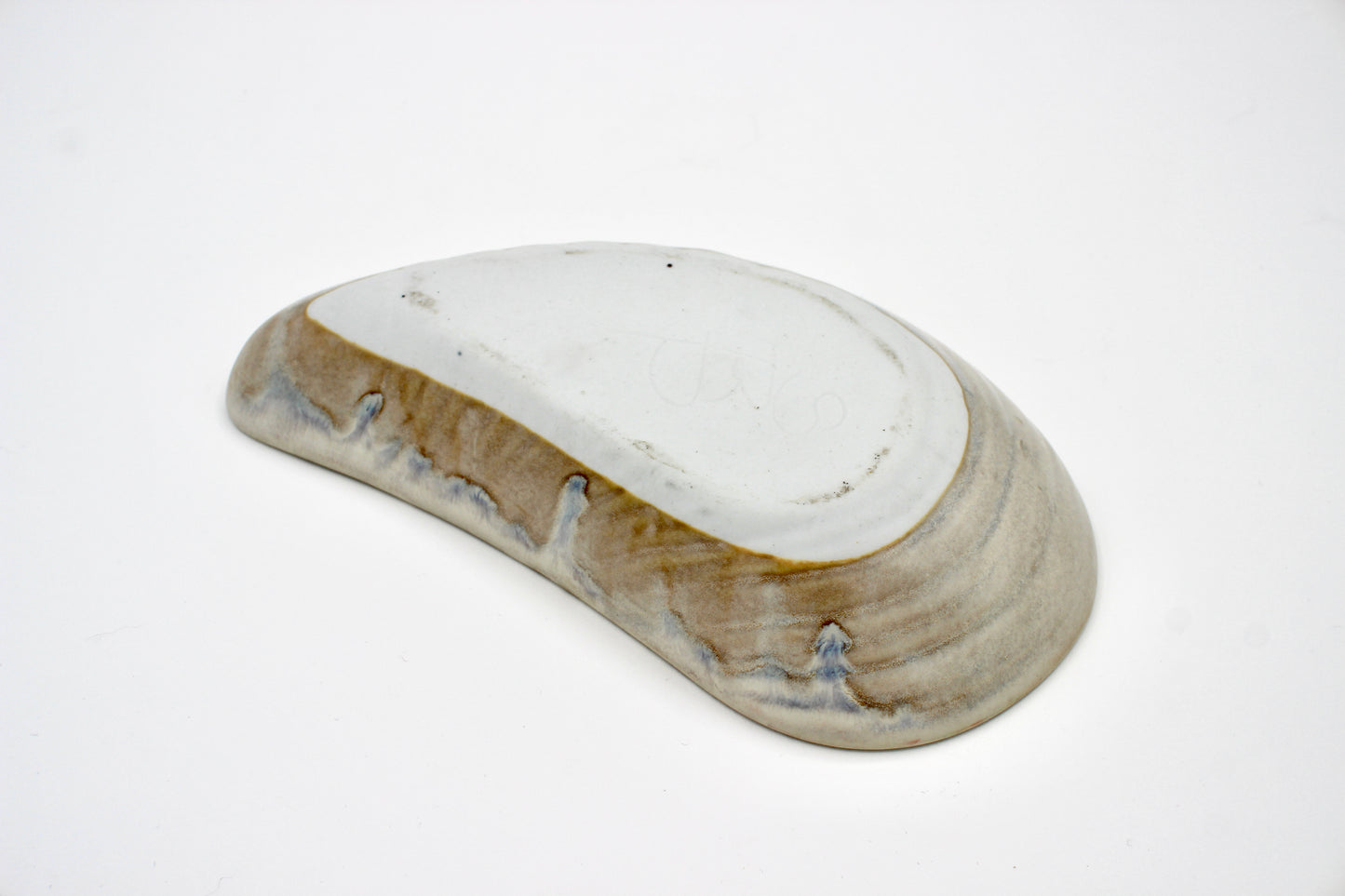 ceramic teardrop dish