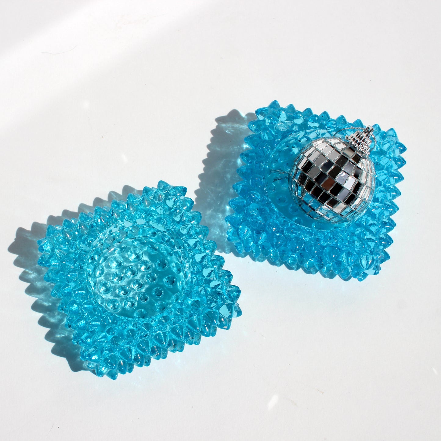 studded ring holders