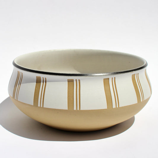 tan + cream stoneware bowl