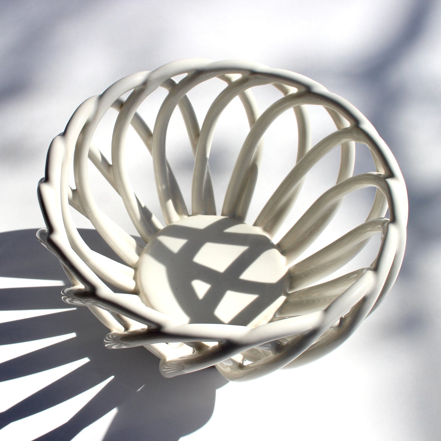 ceramic braided basket