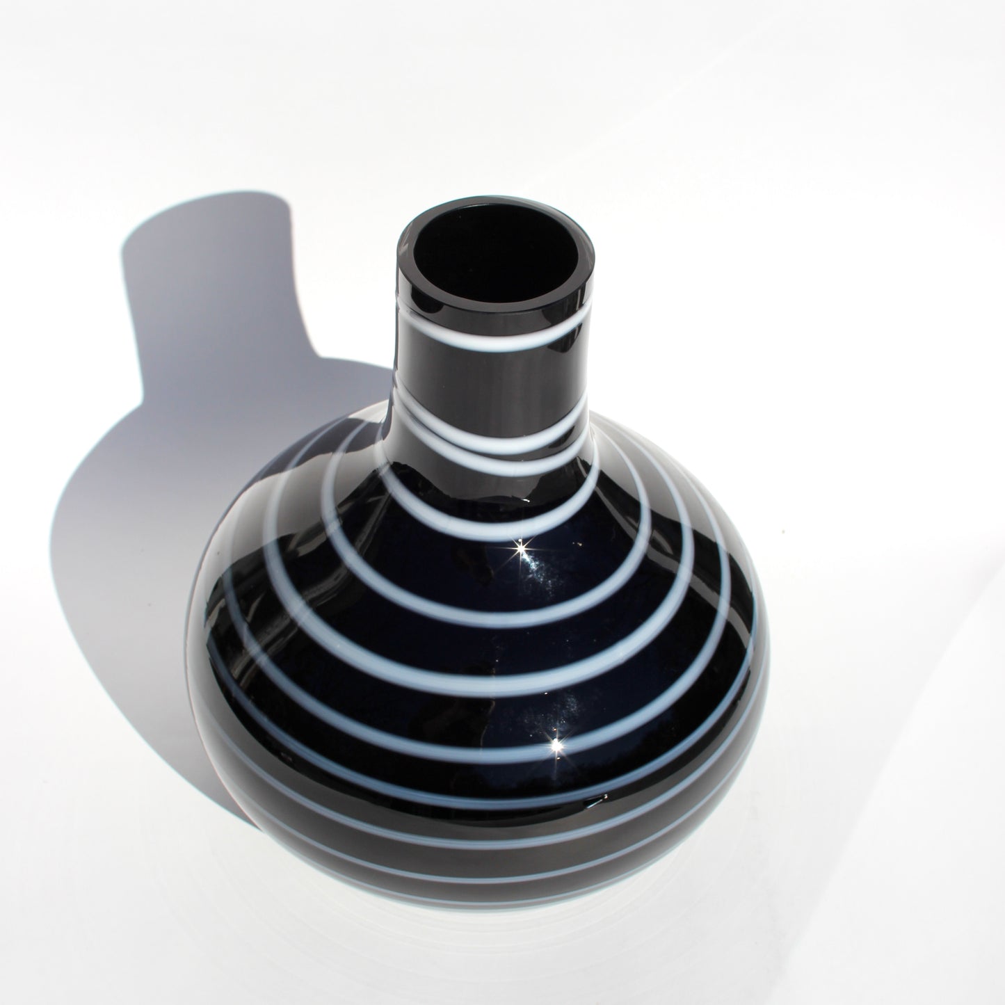 swirl glass vase