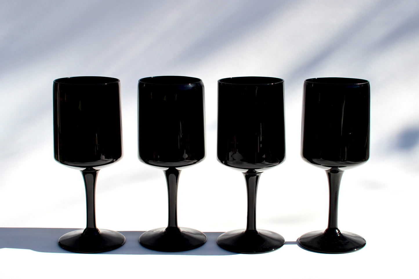 noir wine glasses