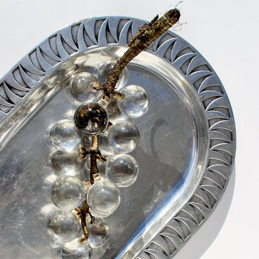 metal tray