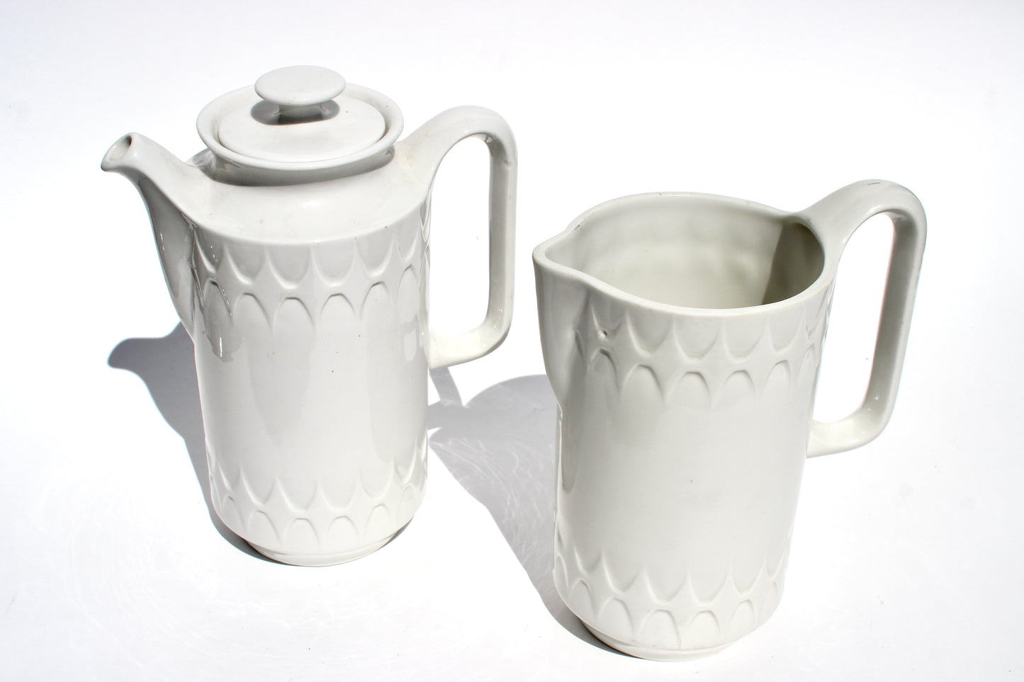 geo coffee carafe + water pitcher