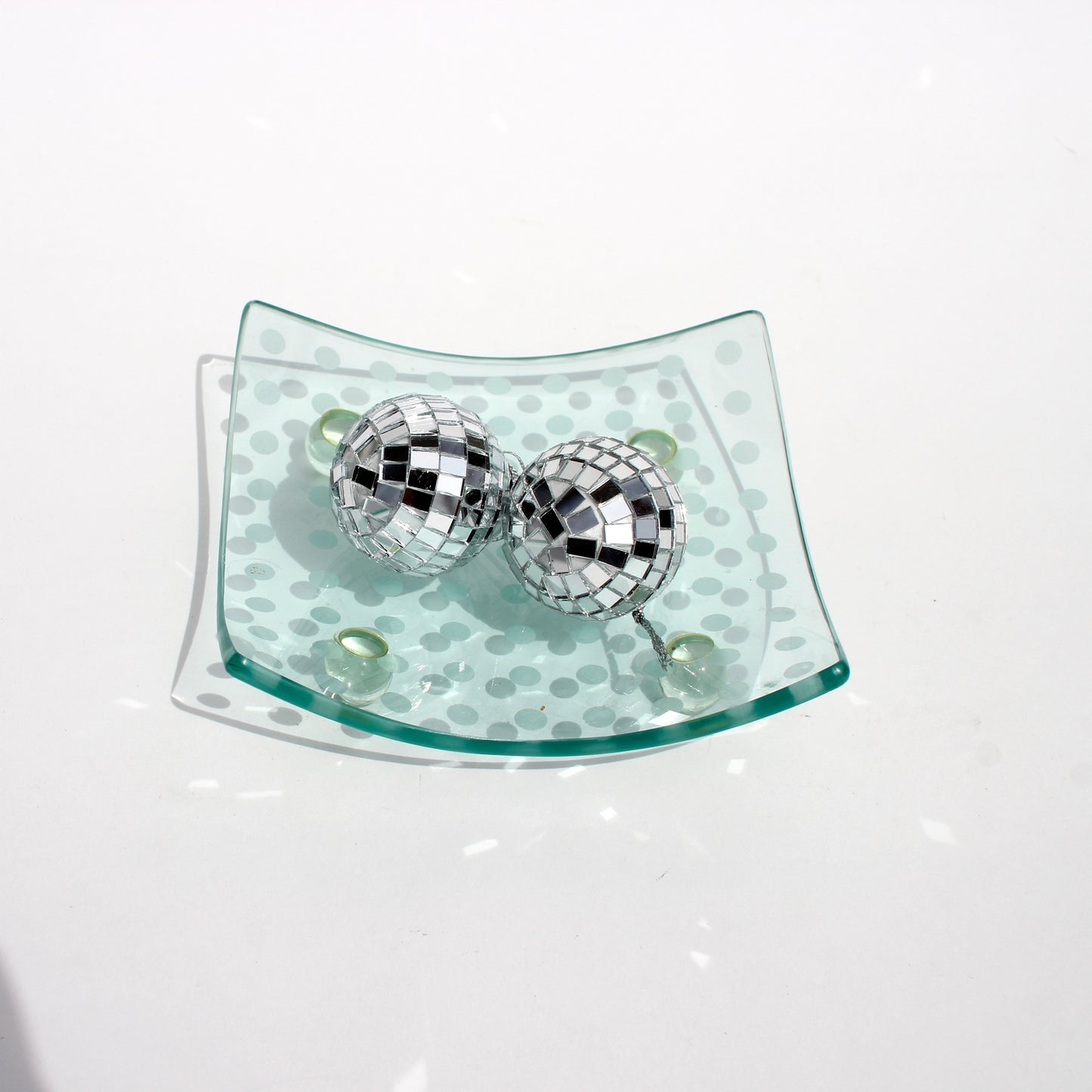 curved green dot dish