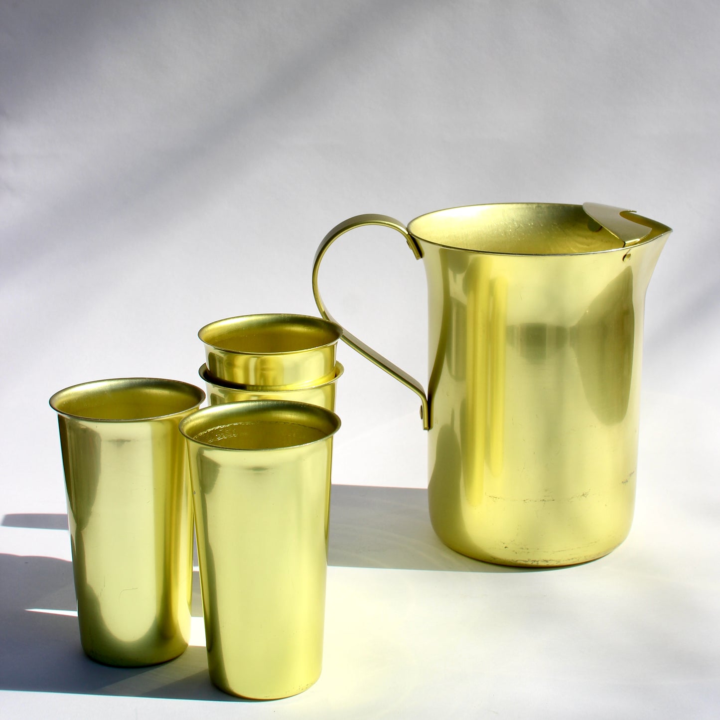 golden aluminum pitcher set