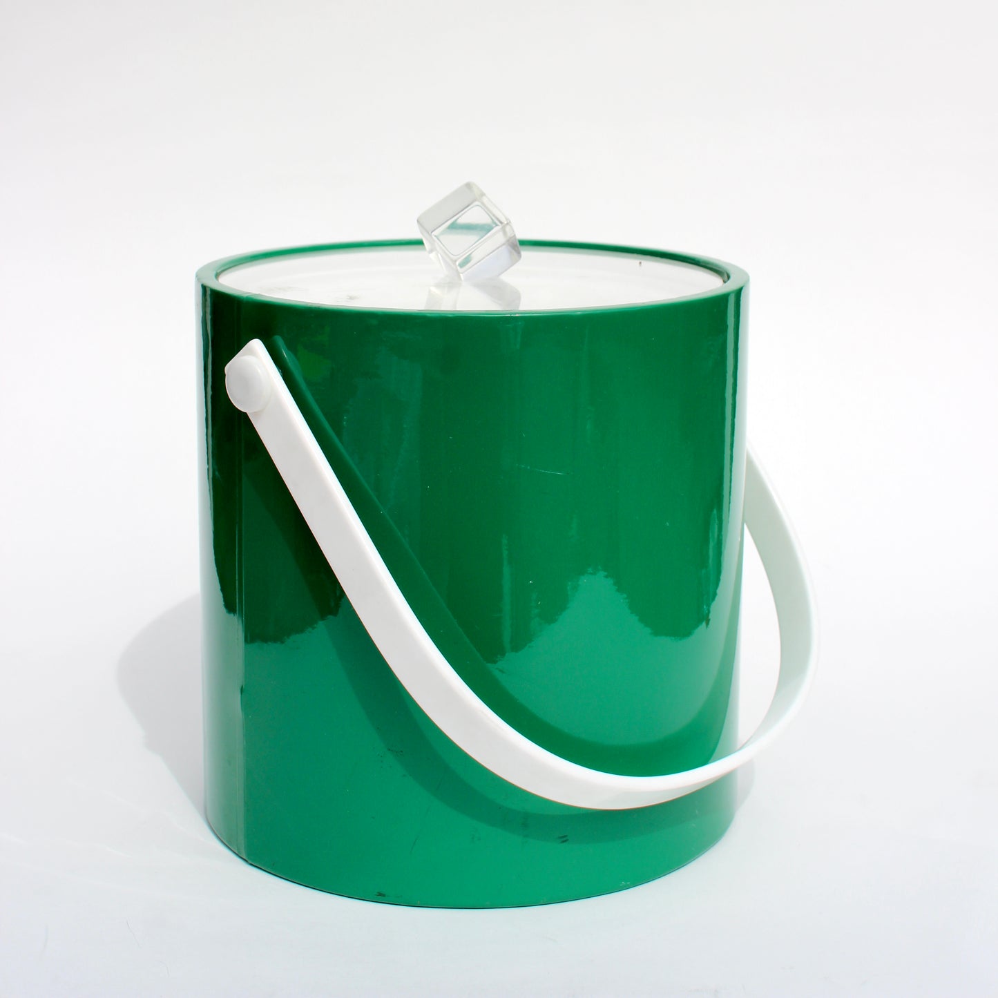 green ice bucket with lucite lid