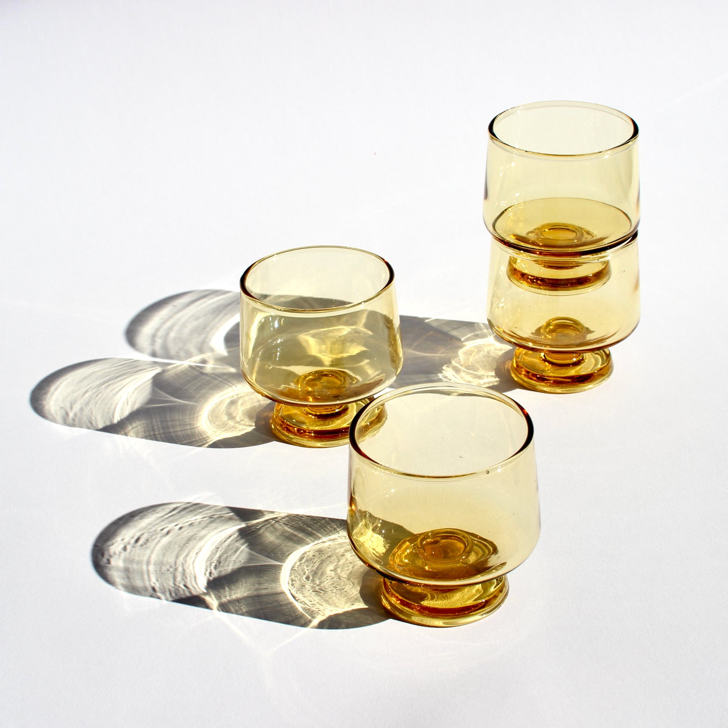 stackable yellow glasses (10)