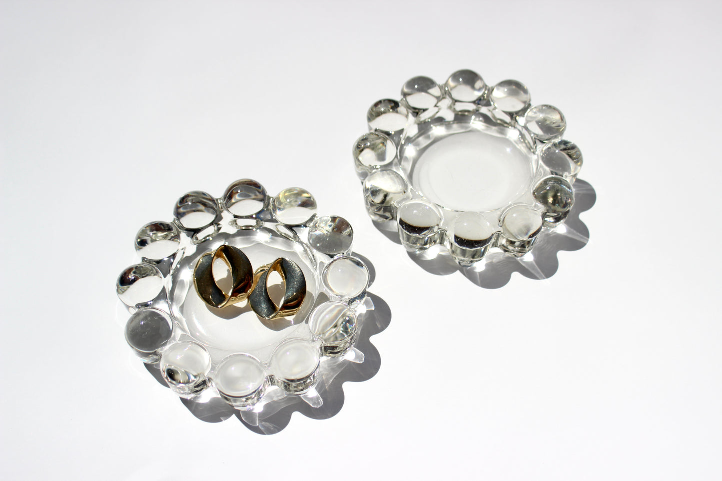 glass bubble catchall