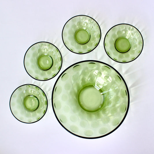 green dot glass serving bowl set